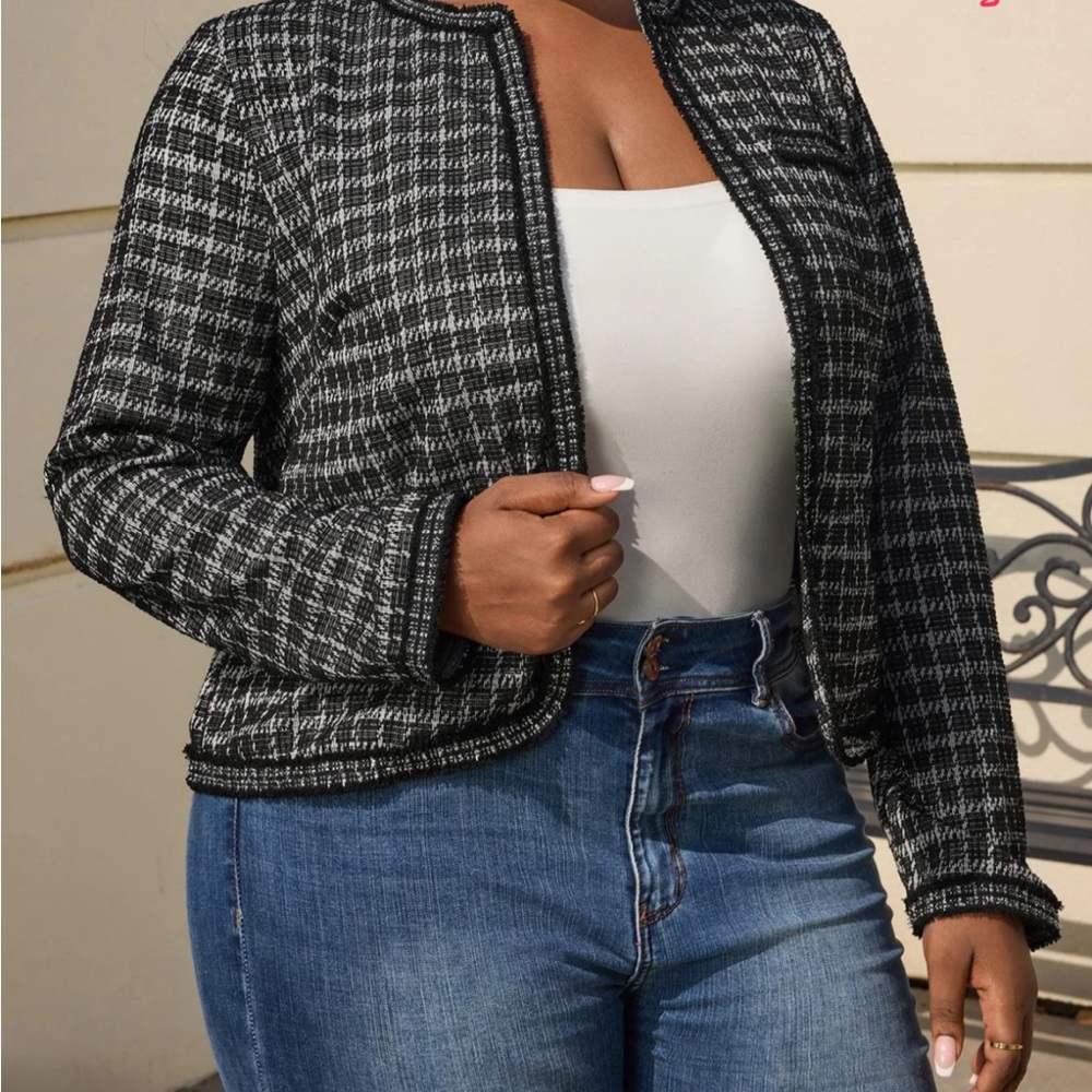 Business casual blazer.
